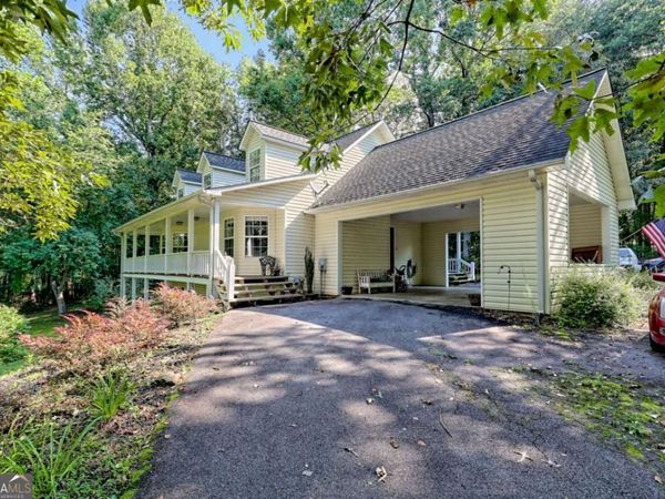 5221 Pine Crest Road, Young Harris, GA 30582