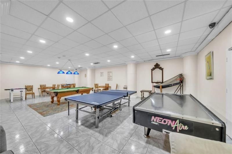 3725 S Ocean Drive, Unit 405, Hollywood, FL 33019 Photo