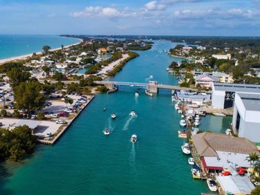 100 CIRCUIT ROAD, Unit S35, NOKOMIS, FL 34275