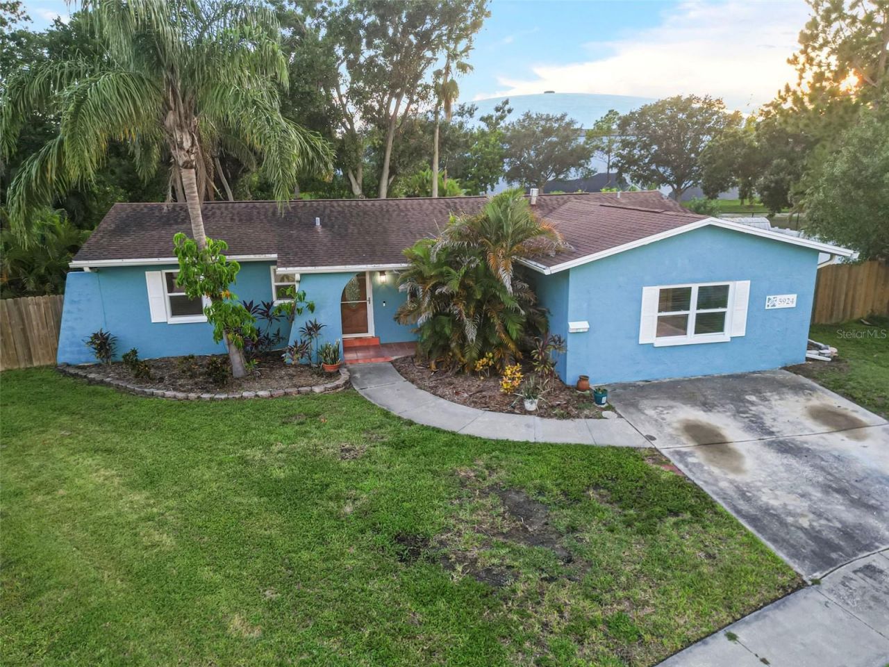 5924 16th Lane Ne, Saint Petersburg, FL 33703 Photo