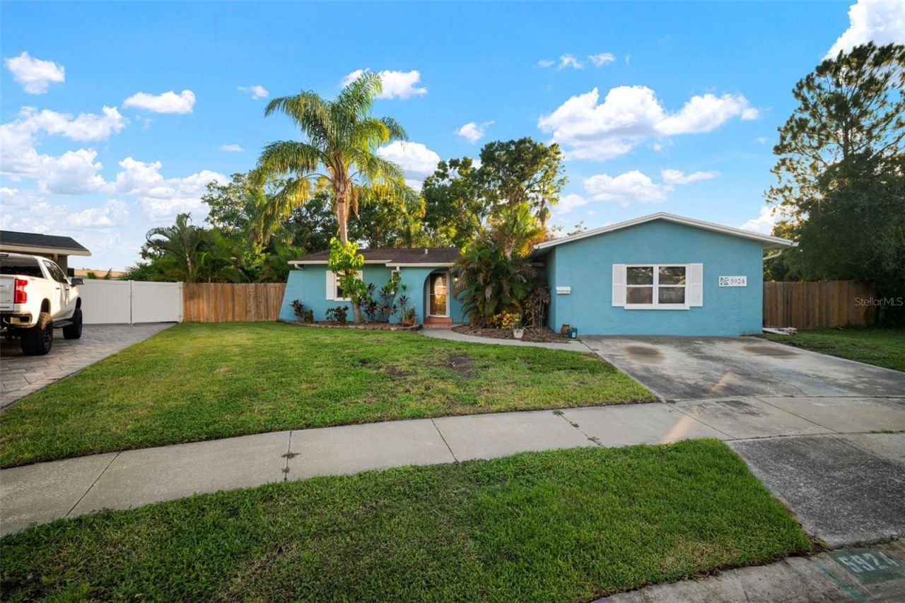 5924 16th Lane Ne, Saint Petersburg, FL 33703 Photo