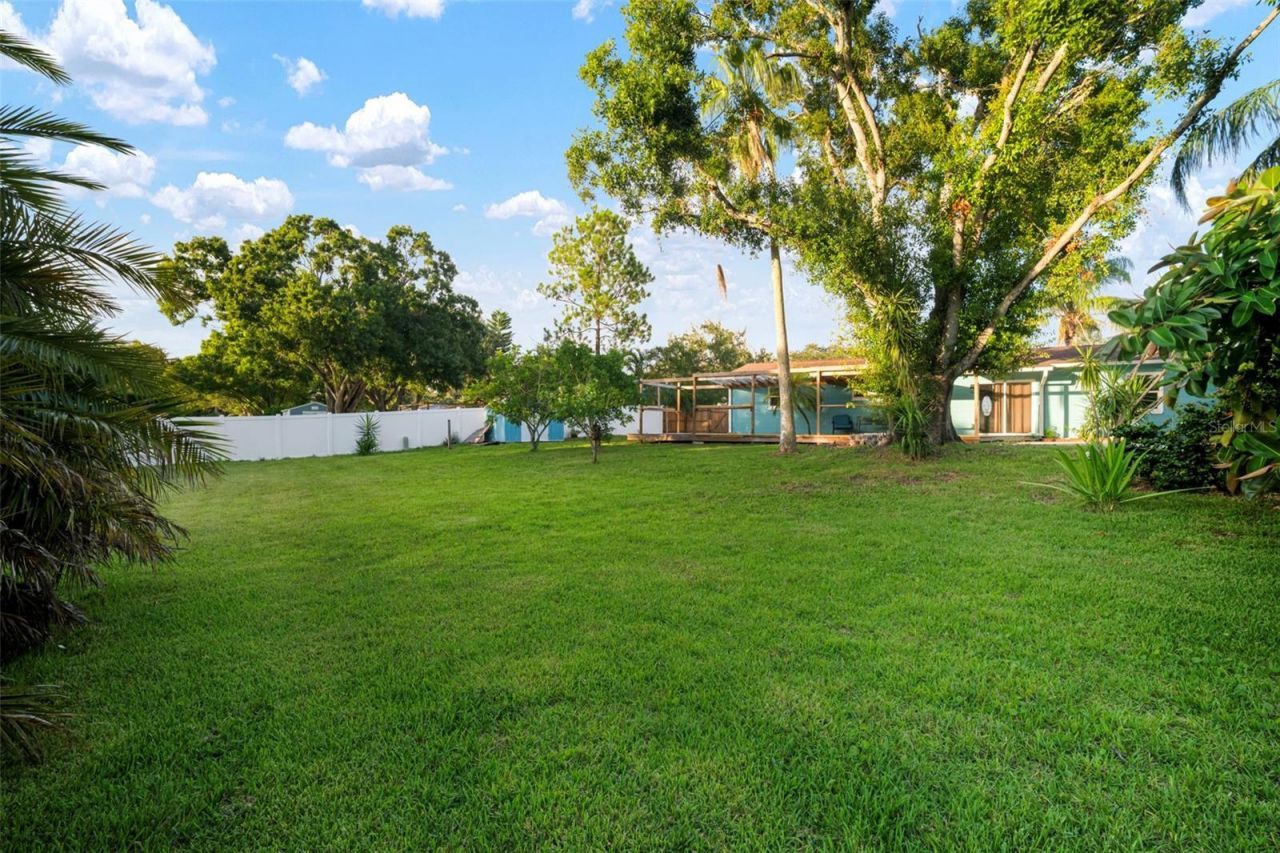 5924 16th Lane Ne, Saint Petersburg, FL 33703 Photo