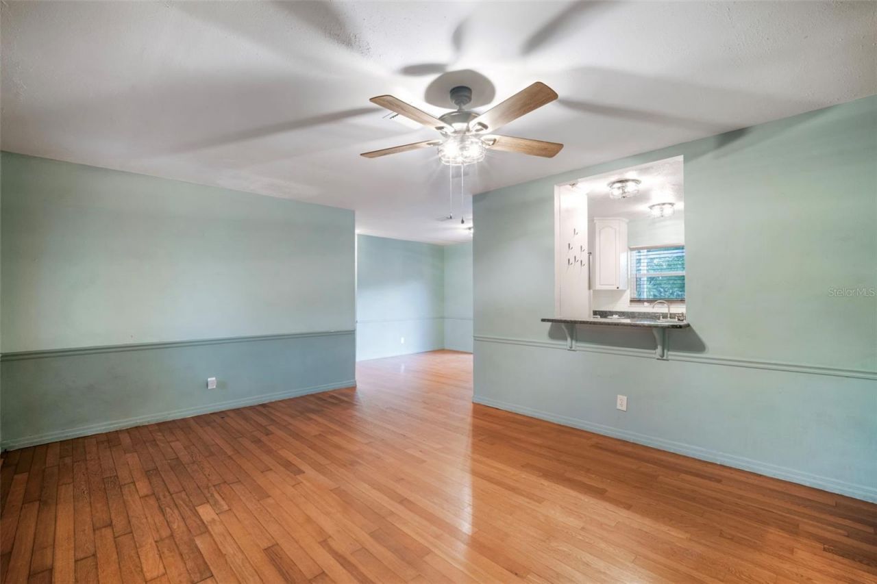 5924 16th Lane Ne, Saint Petersburg, FL 33703 Photo