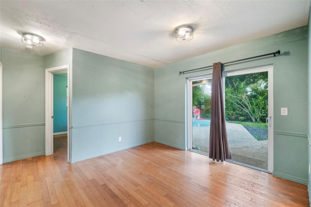 5924 16th Lane Ne, Saint Petersburg, FL 33703 Photo