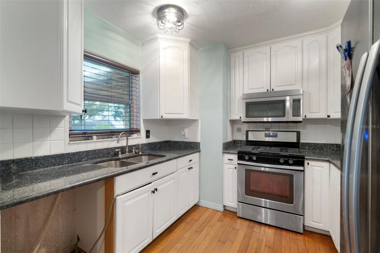 5924 16th Lane Ne, Saint Petersburg, FL 33703 Photo