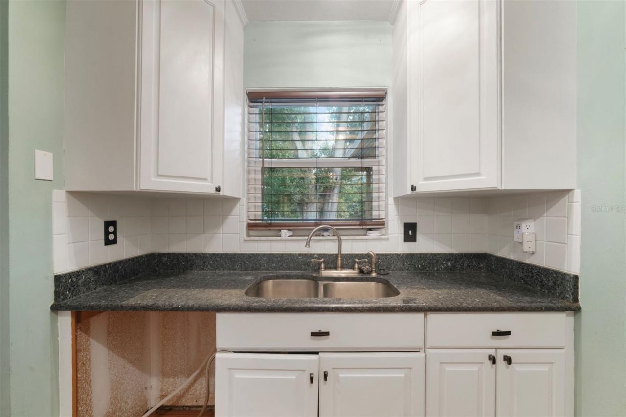 5924 16th Lane Ne, Saint Petersburg, FL 33703 Photo