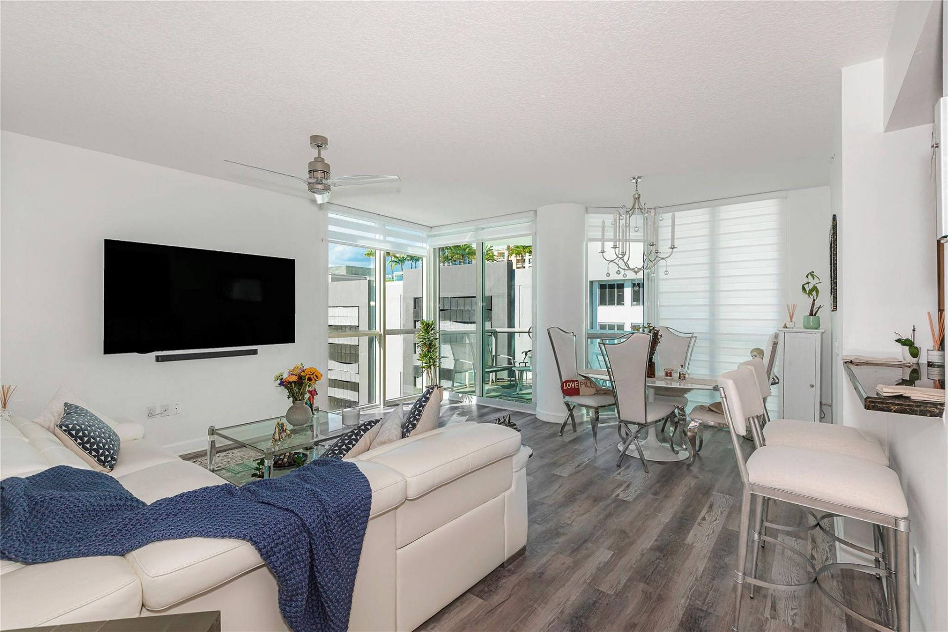 111 SE 8th Avenue, Unit 705, Fort Lauderdale, FL 33301 Photo