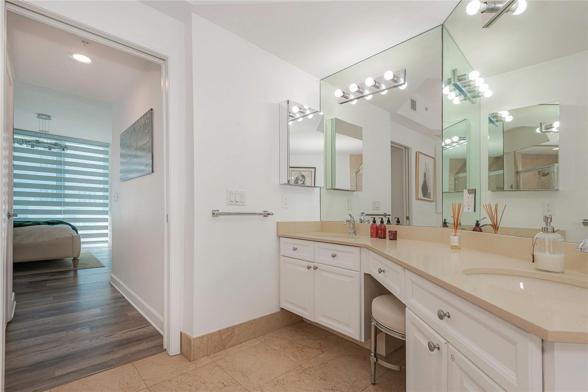 111 SE 8th Avenue, Unit 705, Fort Lauderdale, FL 33301 Photo