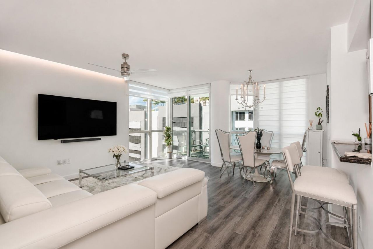 111 SE 8th Avenue, Unit 705, Fort Lauderdale, FL 33301 Photo