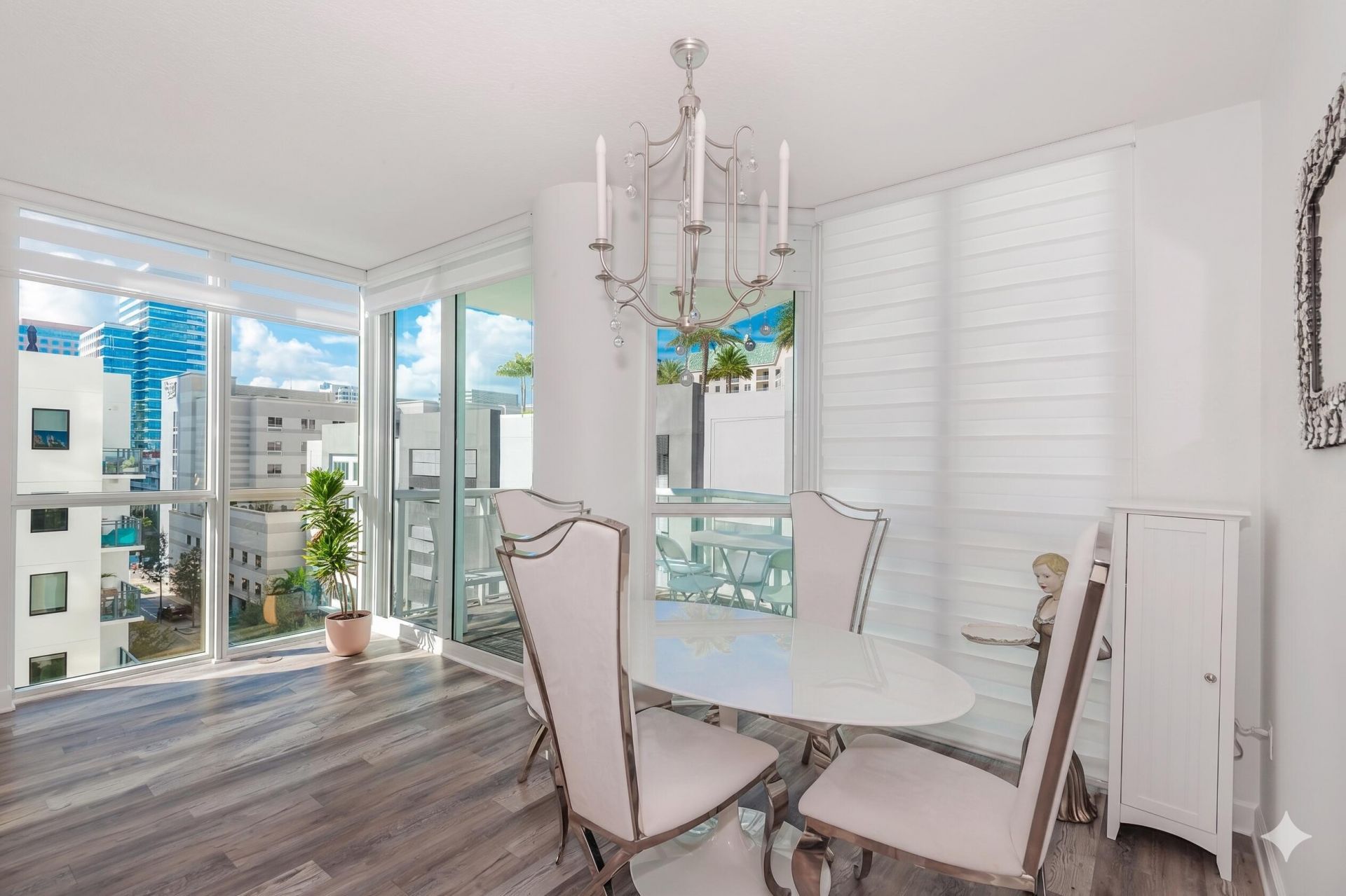 111 SE 8th Avenue, Unit 705, Fort Lauderdale, FL 33301 Photo