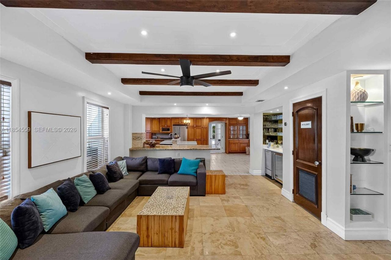 1051 NE 89th St, Miami, FL 33138 Photo