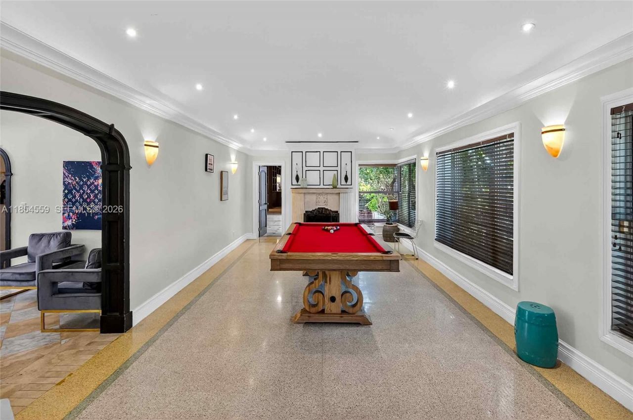 1051 NE 89th St, Miami, FL 33138 Photo