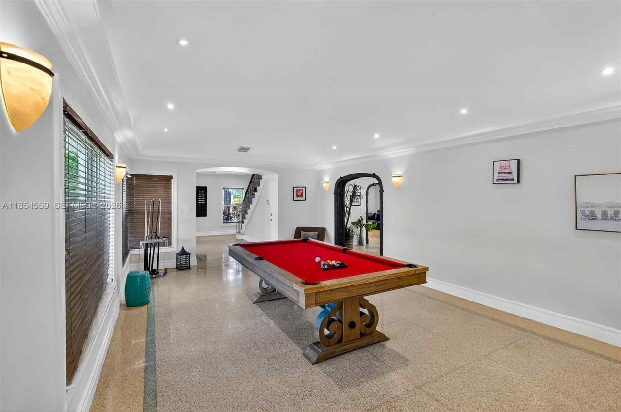 1051 NE 89th St, Miami, FL 33138 Photo