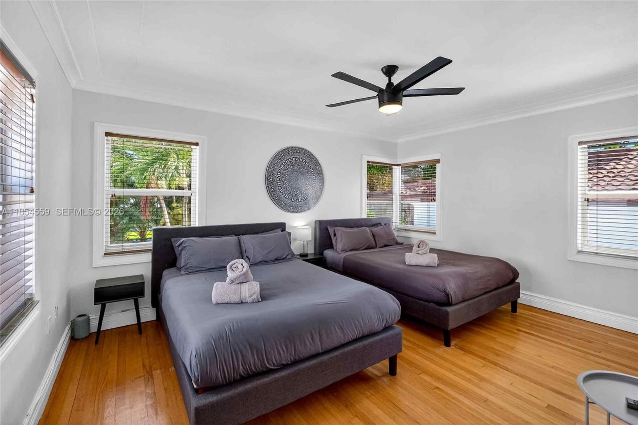 1051 NE 89th St, Miami, FL 33138 Photo