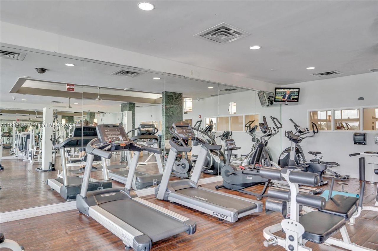 6770 Indian Creek Dr, Unit 5S, Miami Beach, FL 33141 Photo