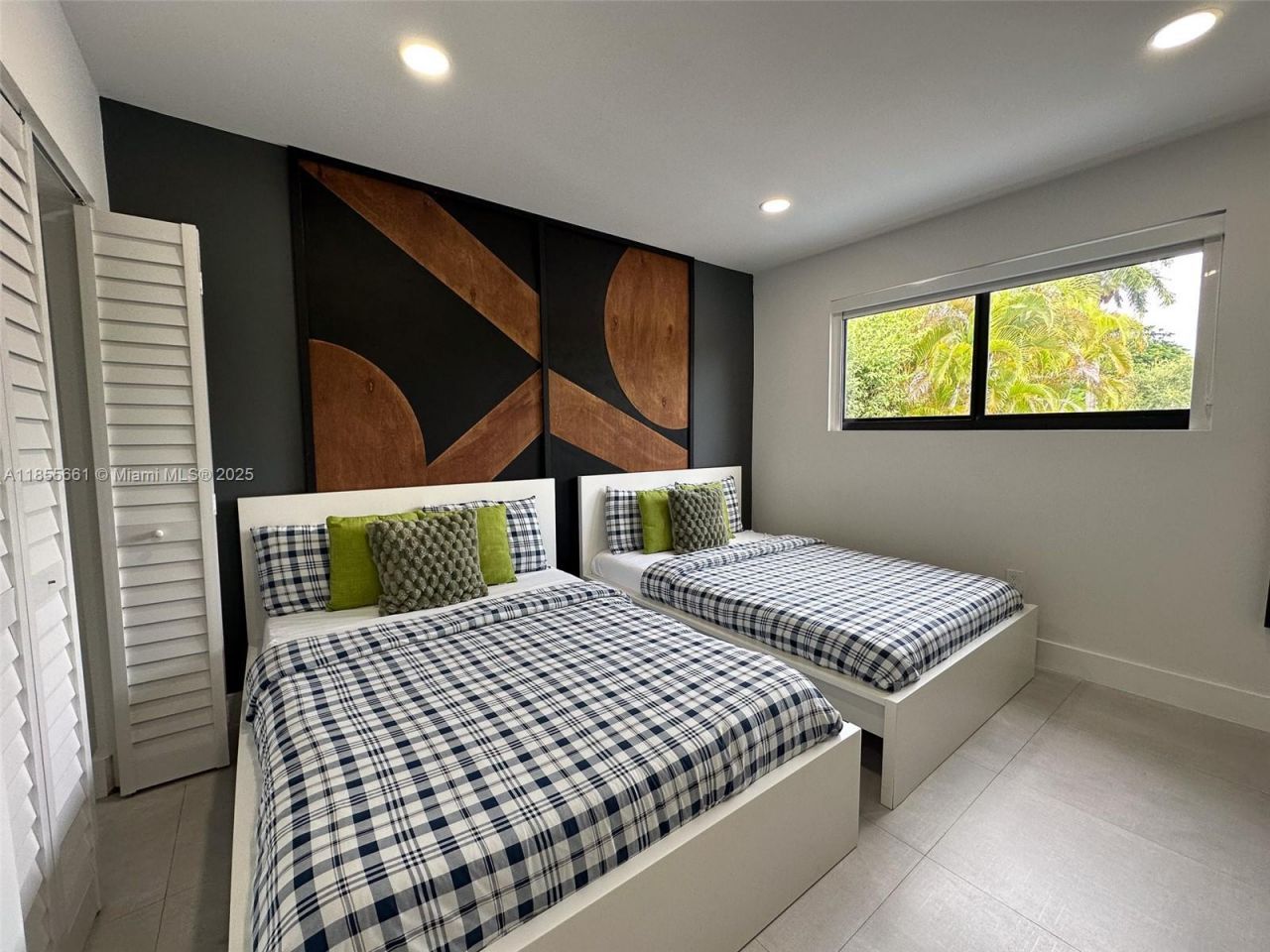 9426 Caribbean Blvd, Cutler Bay, FL 33189 Photo