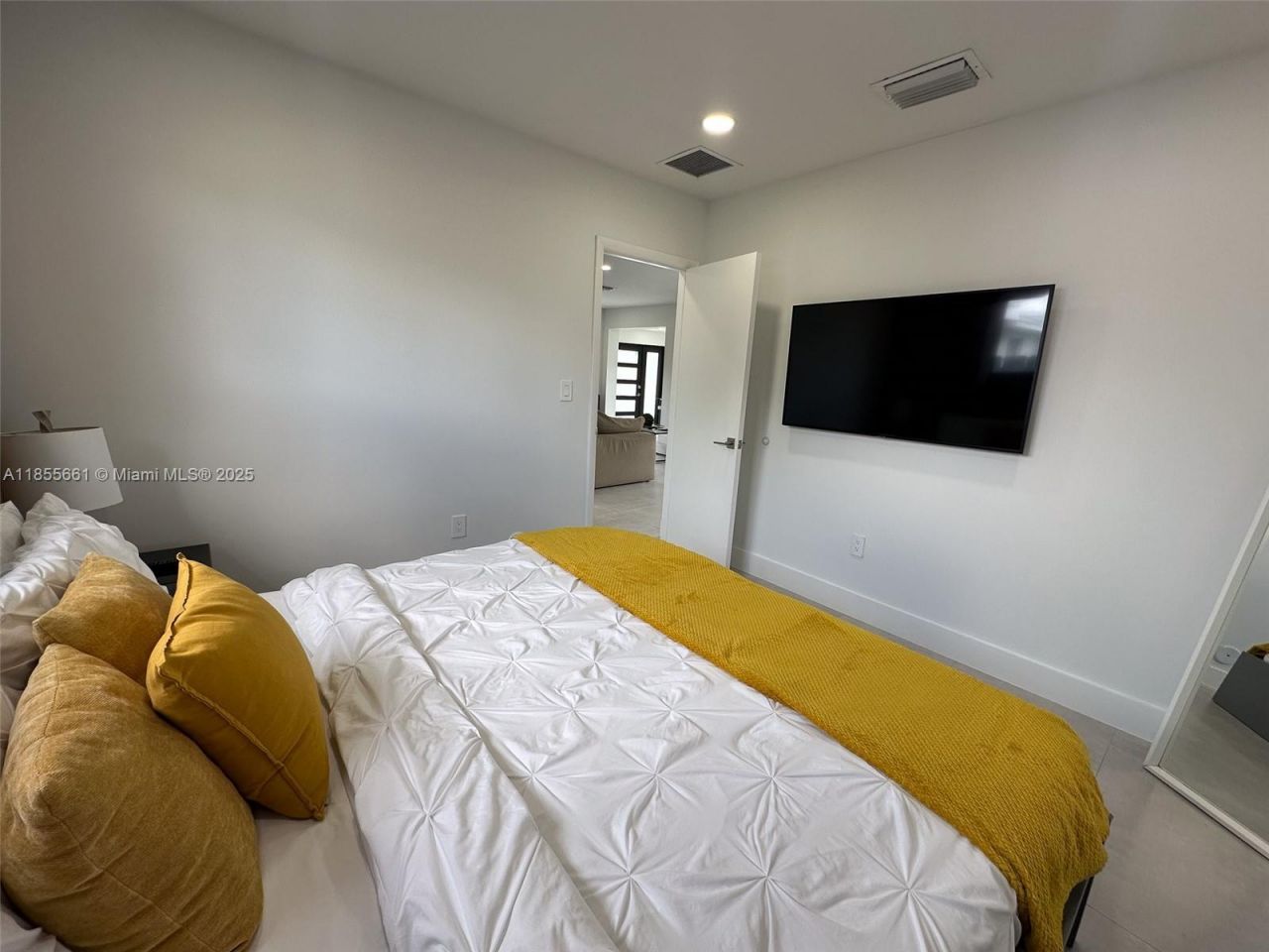 9426 Caribbean Blvd, Cutler Bay, FL 33189 Photo