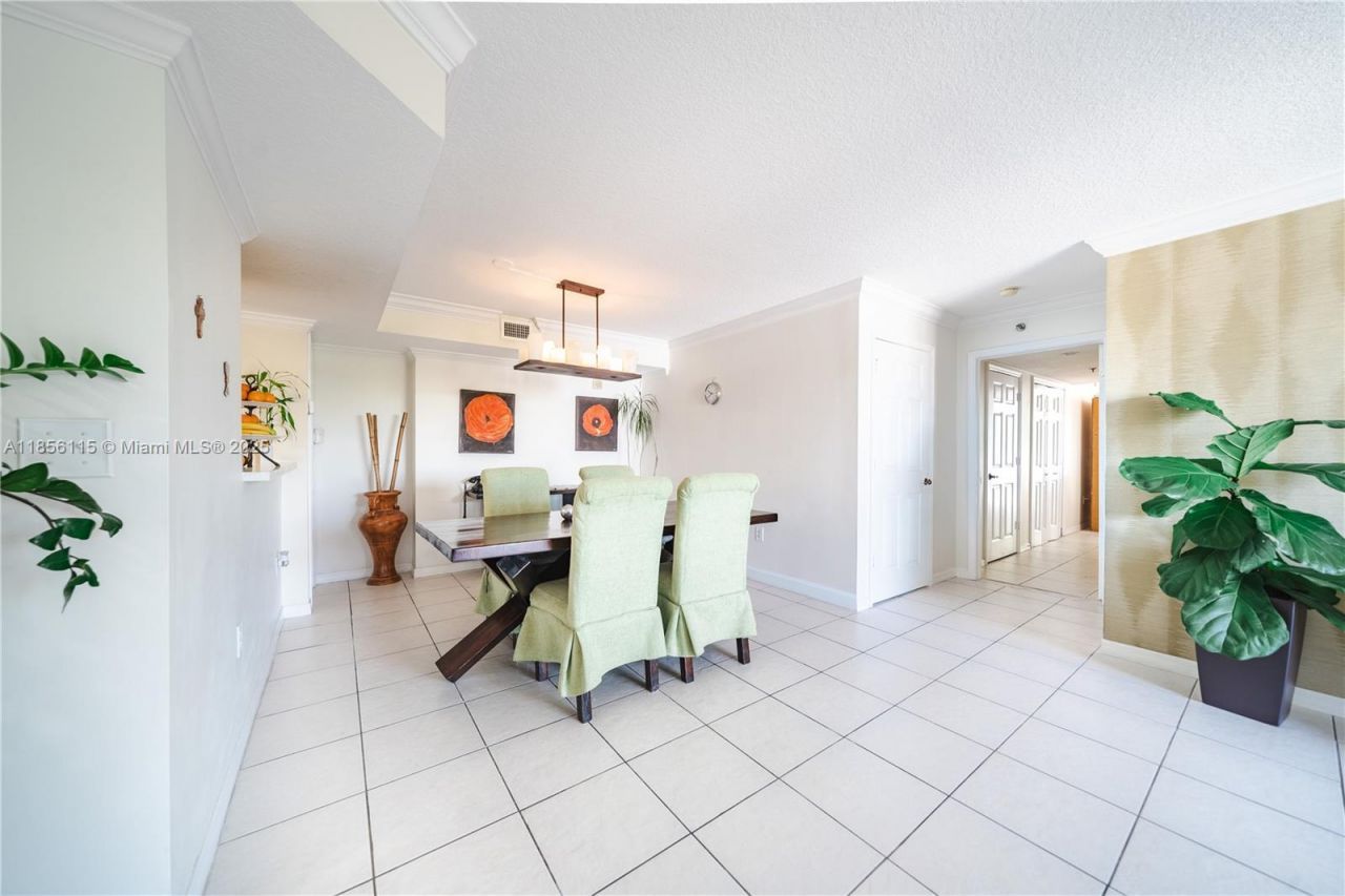 1650 Coral Way, Unit 507, Miami, FL 33145 Photo