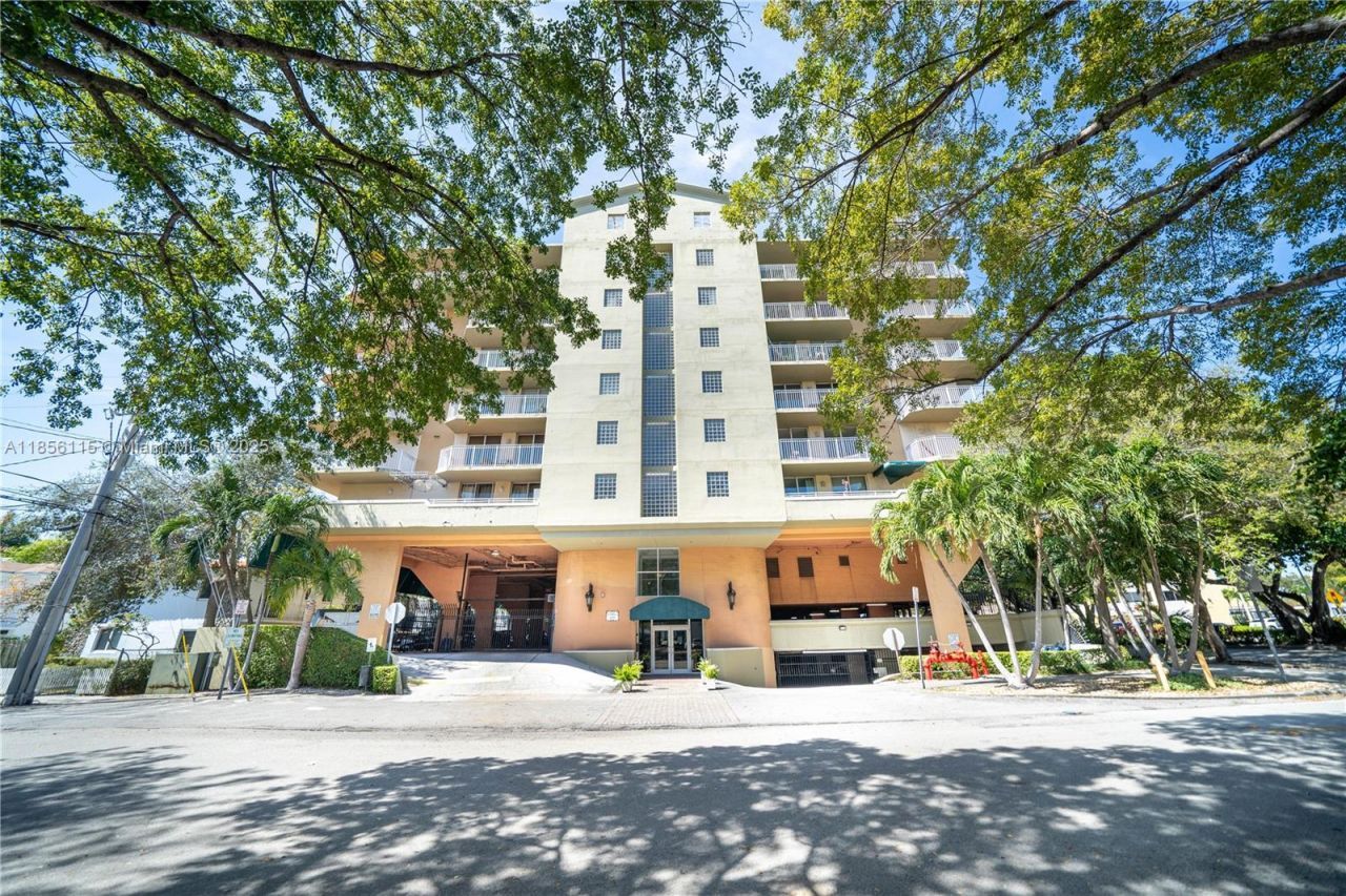 1650 Coral Way, Unit 507, Miami, FL 33145 Photo