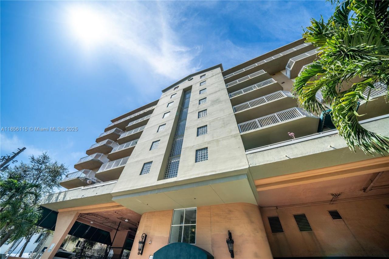 1650 Coral Way, Unit 507, Miami, FL 33145 Photo
