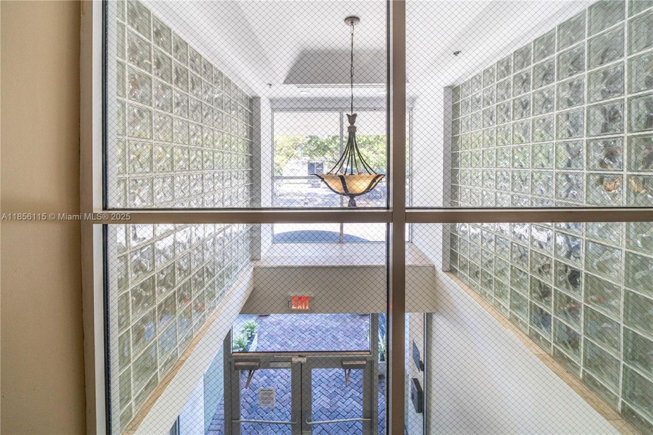 1650 Coral Way, Unit 507, Miami, FL 33145 Photo