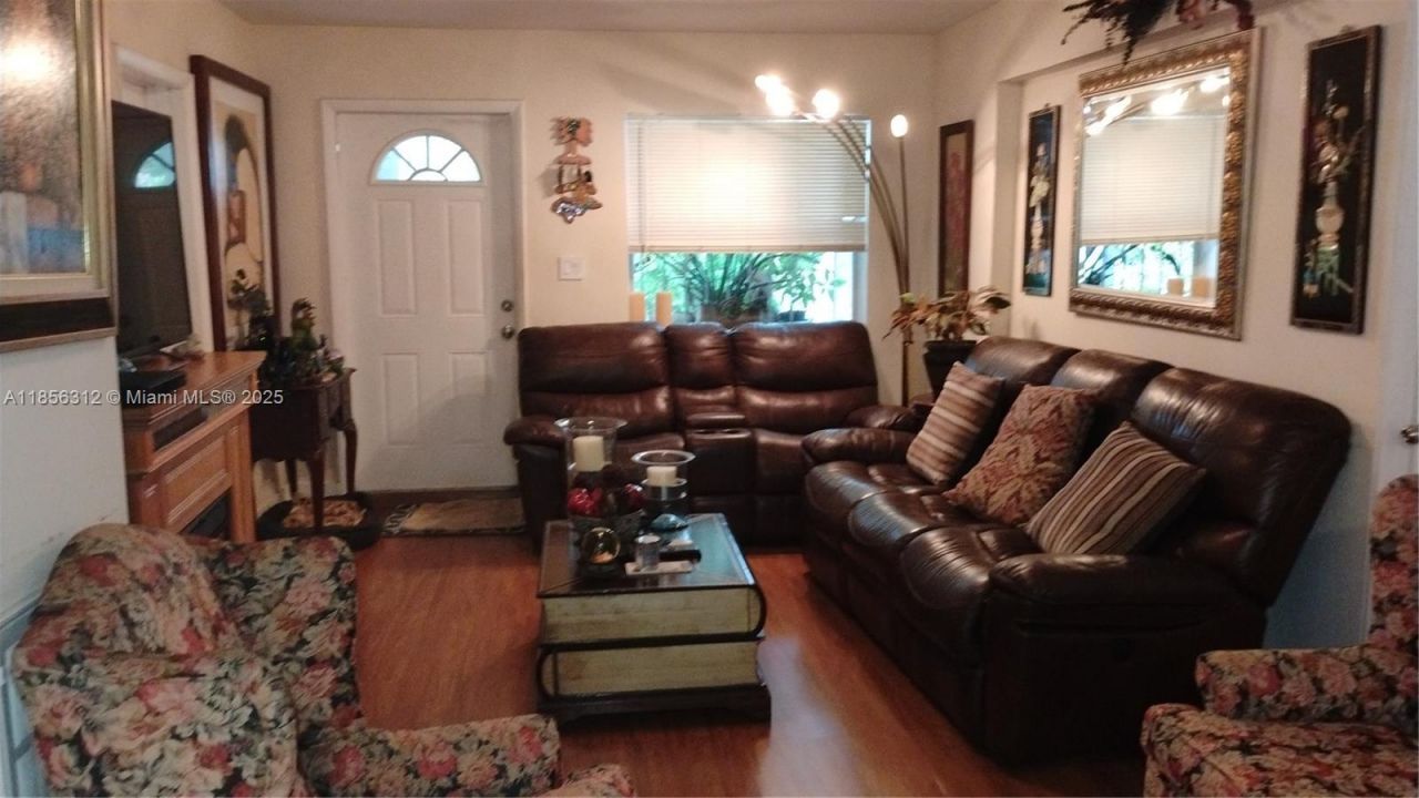 7312 NW 17th Ct, Miami, FL 33147 Photo