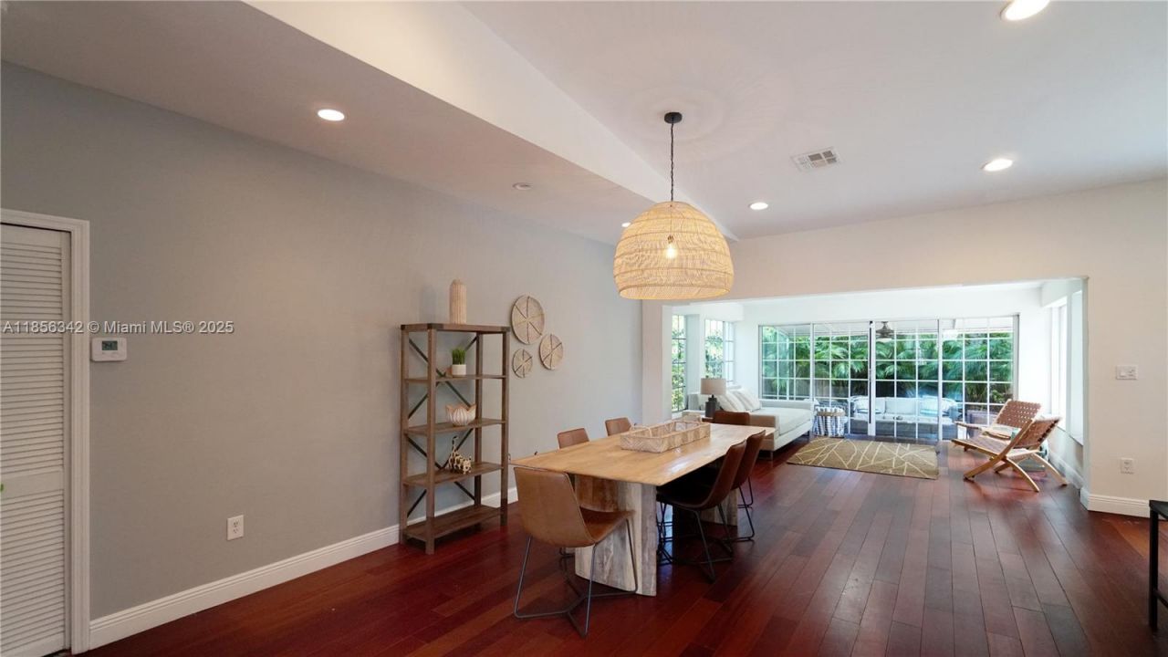 691 Ridgewood Rd, Key Biscayne, FL 33149 Photo