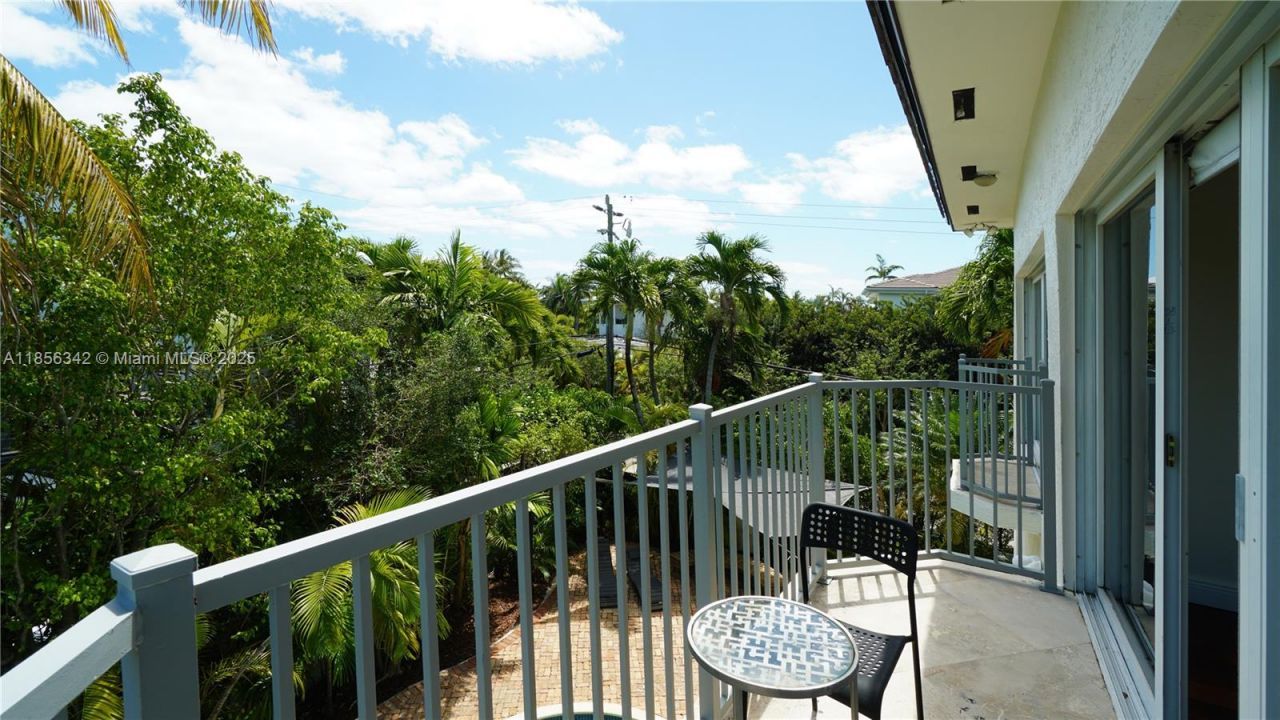 691 Ridgewood Rd, Key Biscayne, FL 33149 Photo