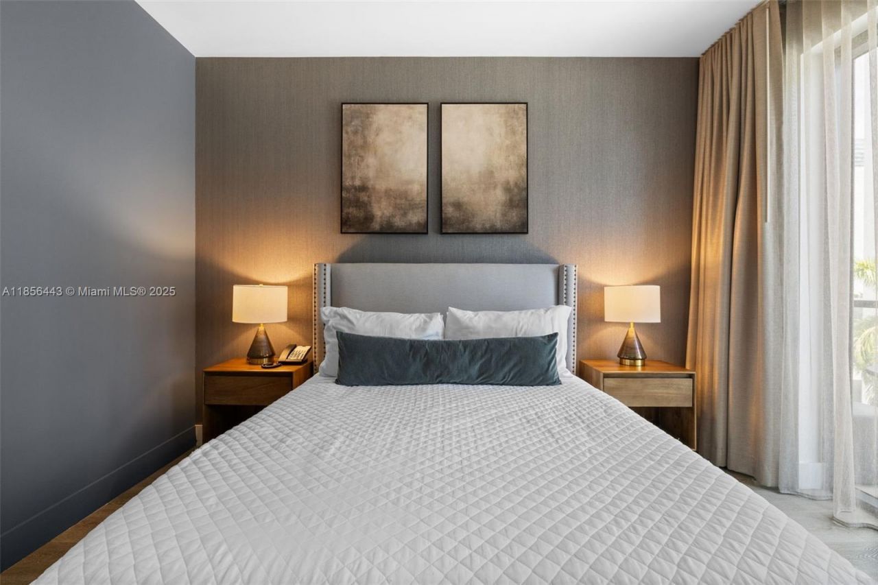 239 SW 9th St, Unit 305, Miami, FL 33130 Photo