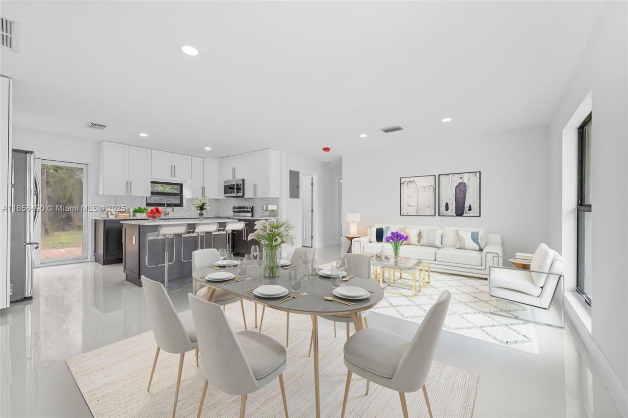 949 SE 5th St, Deerfield Beach, FL 33441 Photo