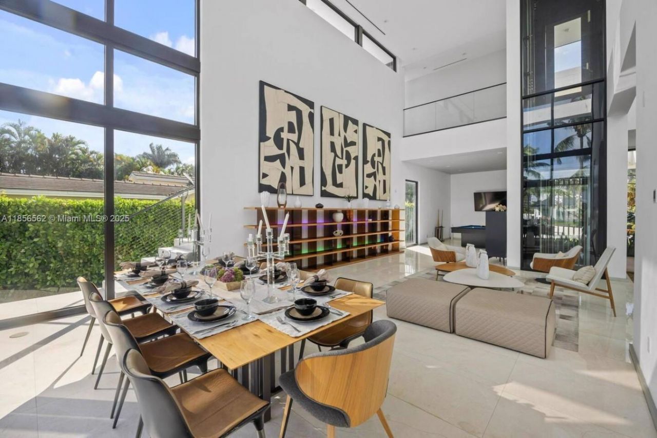 418 Sunset Dr, Hallandale Beach, FL 33009 Photo