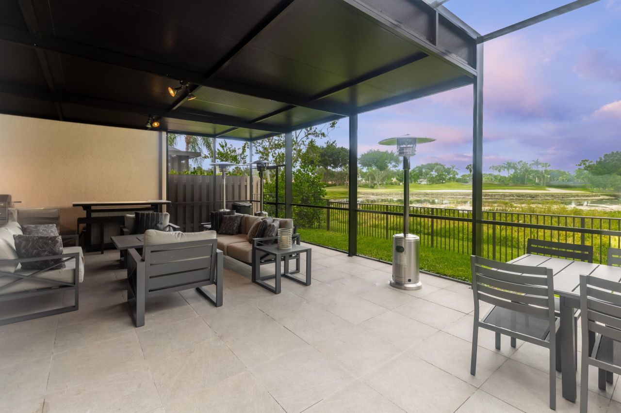 8216 Heritage Club Drive, West Palm Beach, FL 33412 Photo