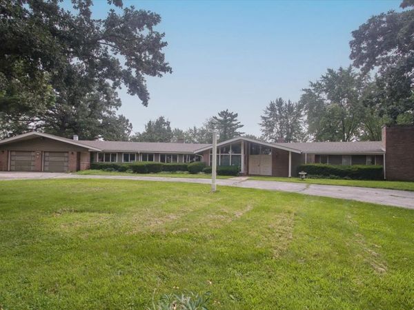 701 W Stearns Road, Bartlett, IL 60103