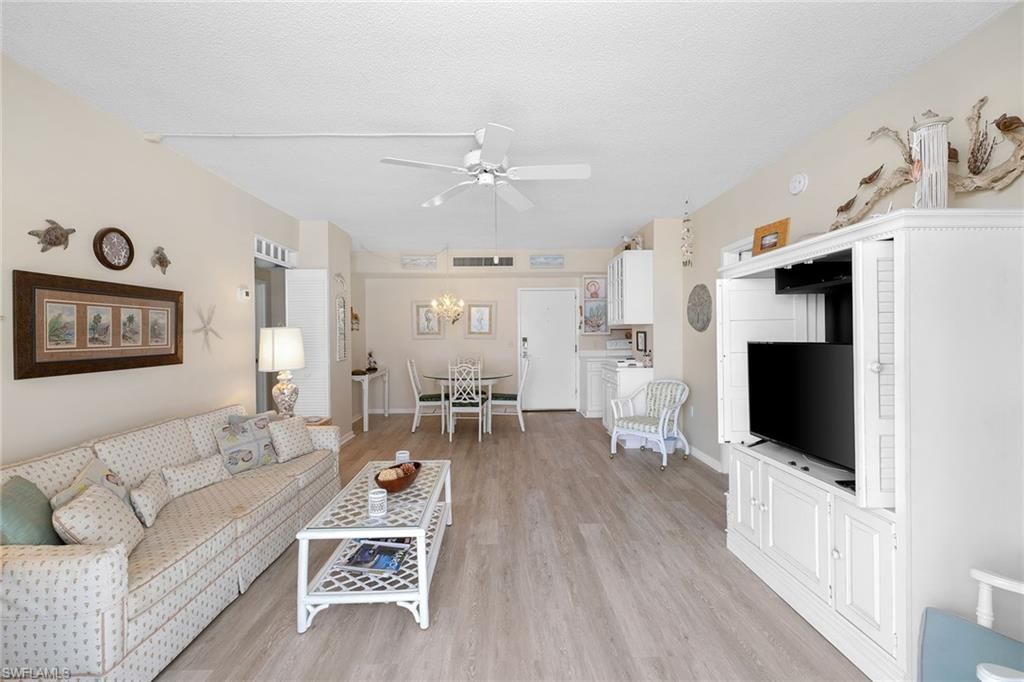 140 Seaview Ct, Unit S-902, Marco Island, FL 34145 Photo
