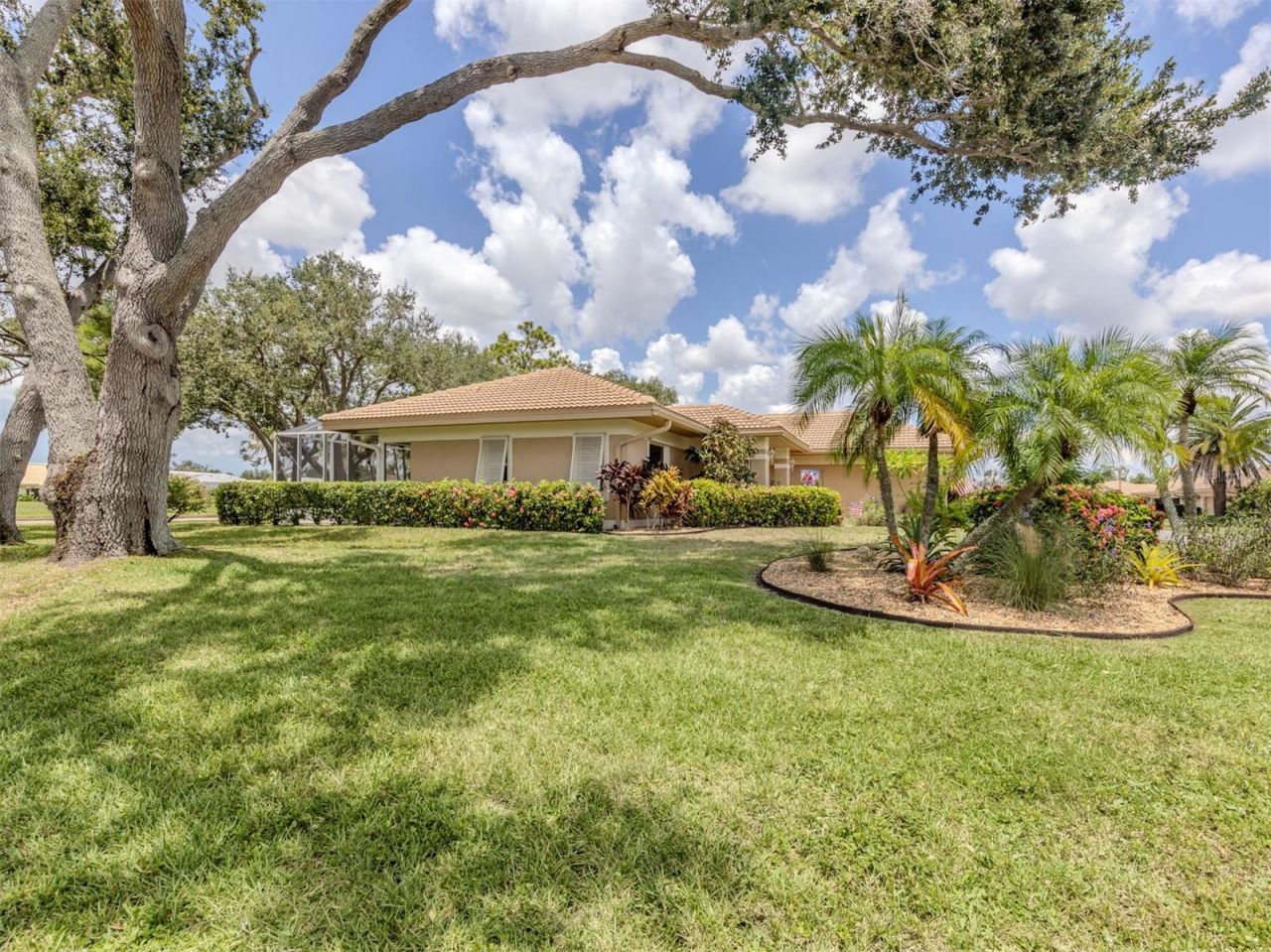 1197 Willow Springs Drive, Venice, FL 34293 Photo