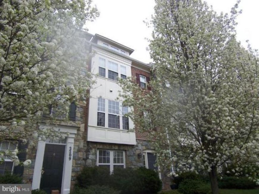 2207 Kimball Place, Silver Spring, MD 20910 Main Photo