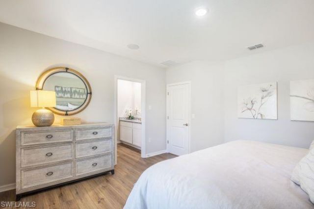 1423 SW 17th Ave, Cape Coral, FL 33991 Photo