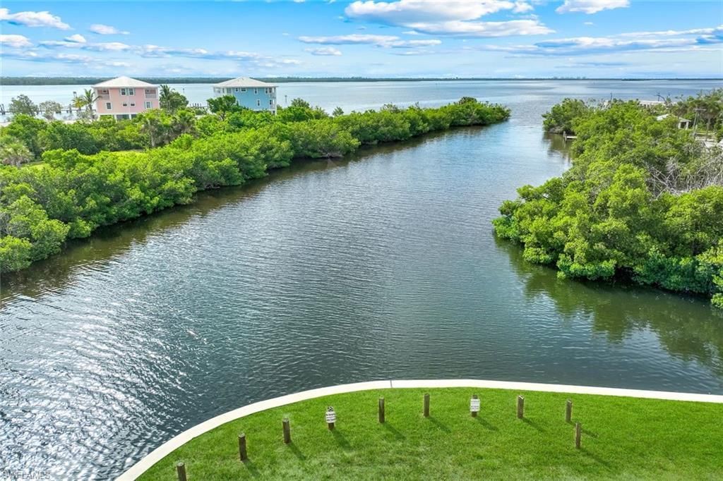 4547 Pine Island Rd Nw, Matlacha, FL 33993 Photo