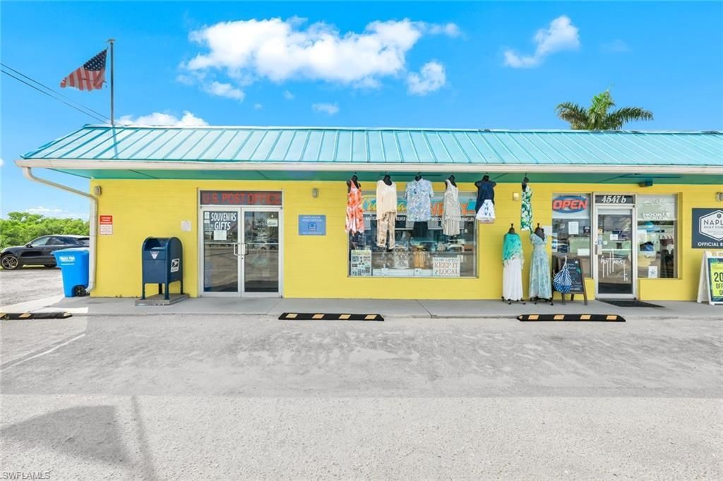 4547 Pine Island Rd Nw, Matlacha, FL 33993 Photo