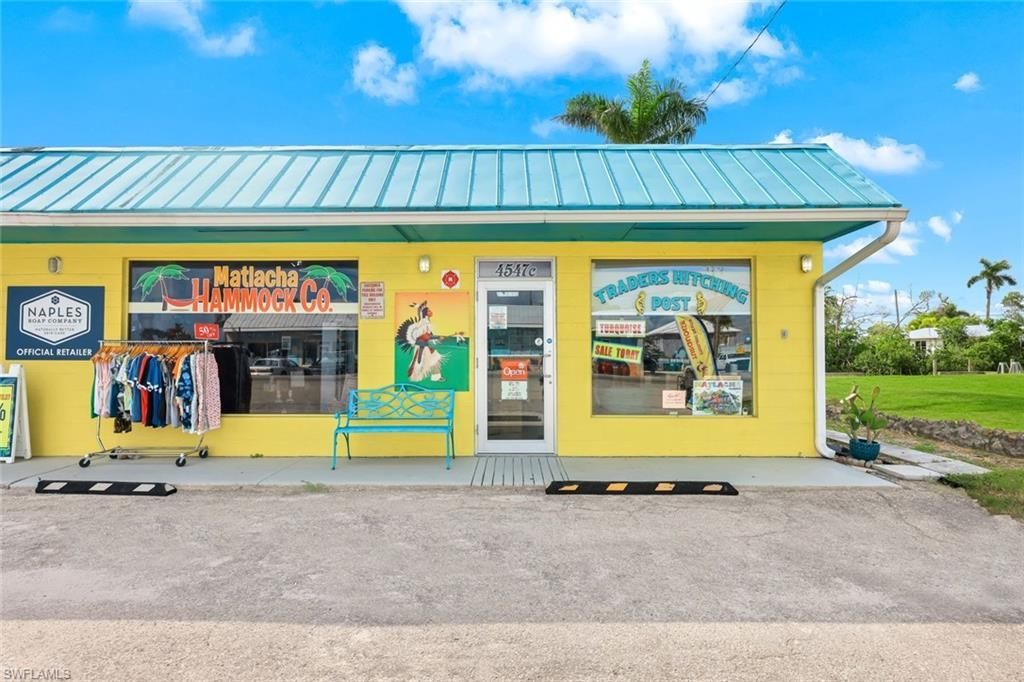 4547 Pine Island Rd Nw, Matlacha, FL 33993 Photo