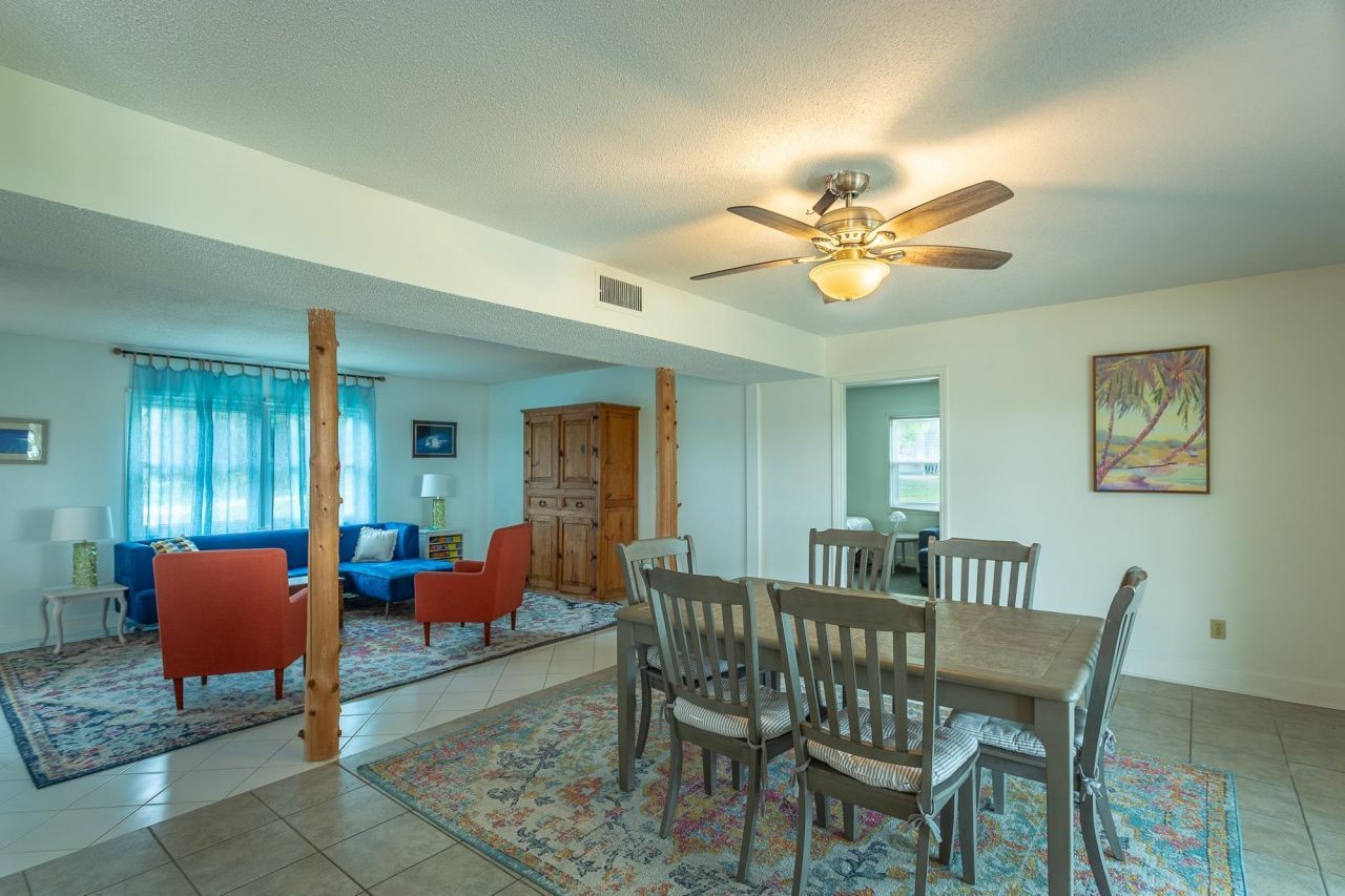 801 SE F Avenue, Carrabelle, FL 32322 Photo