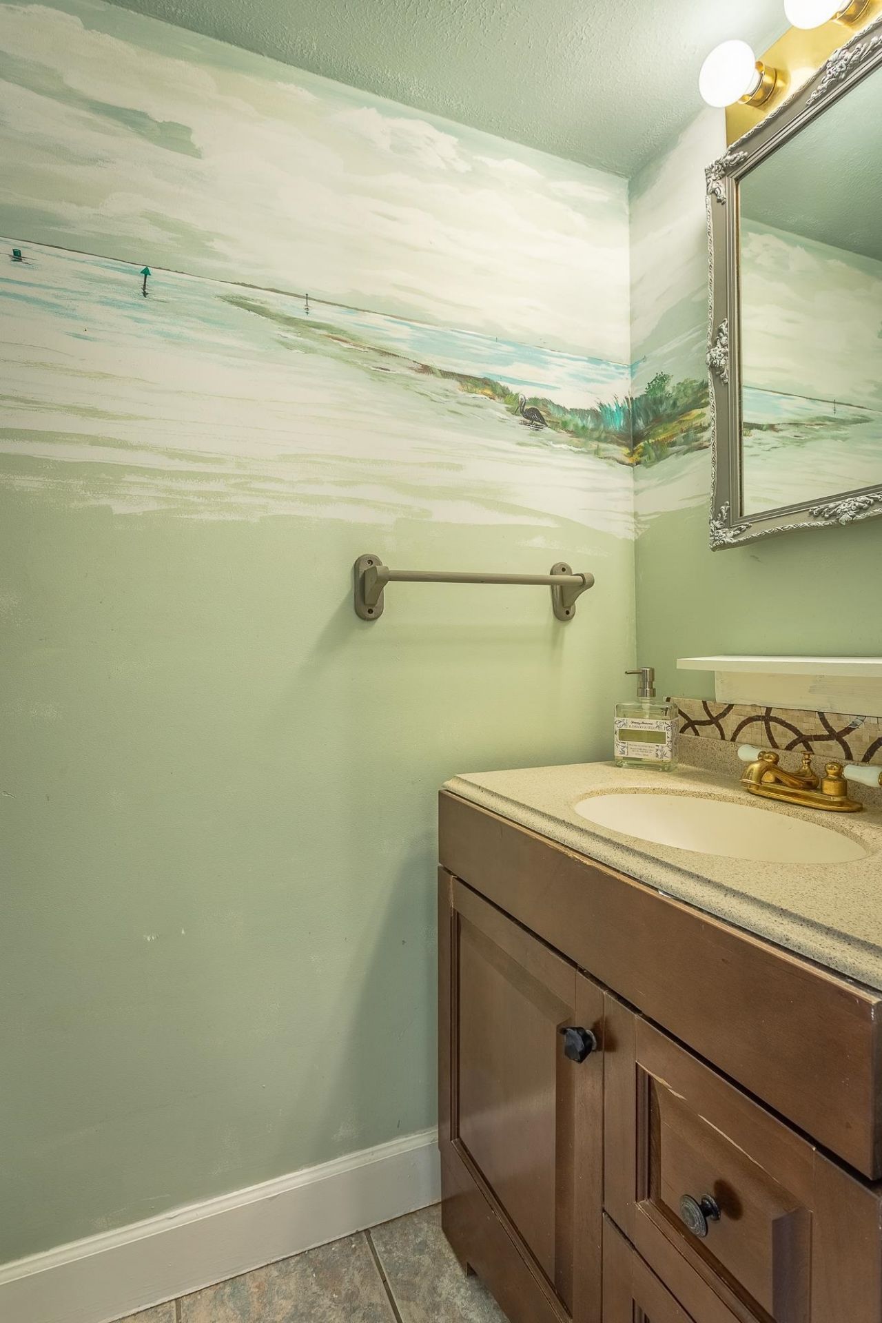 801 SE F Avenue, Carrabelle, FL 32322 Photo