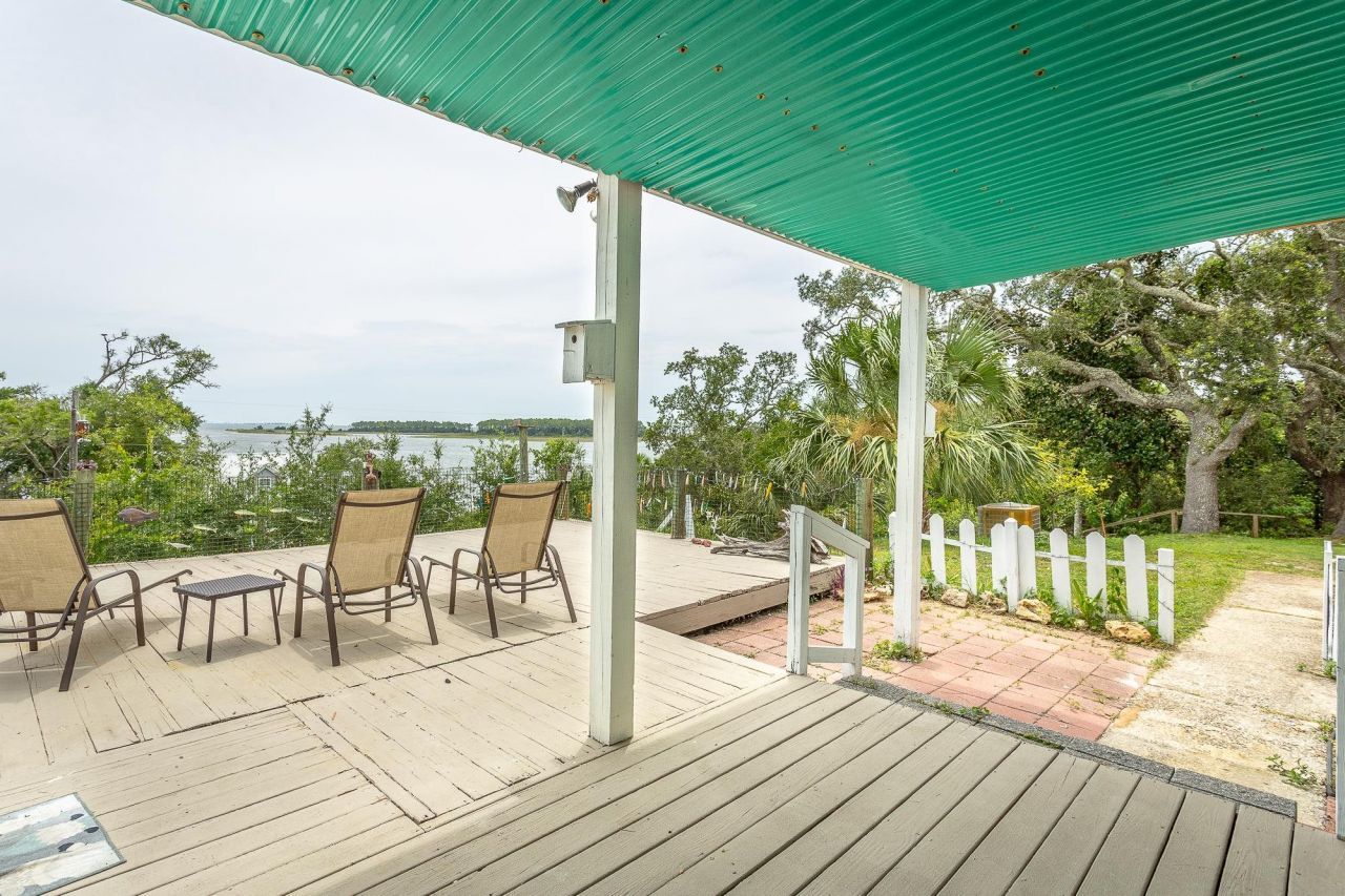 801 SE F Avenue, Carrabelle, FL 32322 Photo