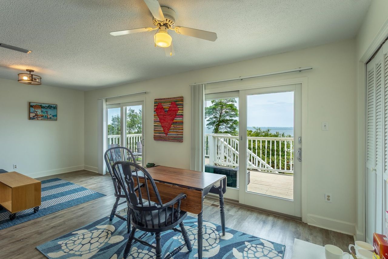 801 SE F Avenue, Carrabelle, FL 32322 Photo