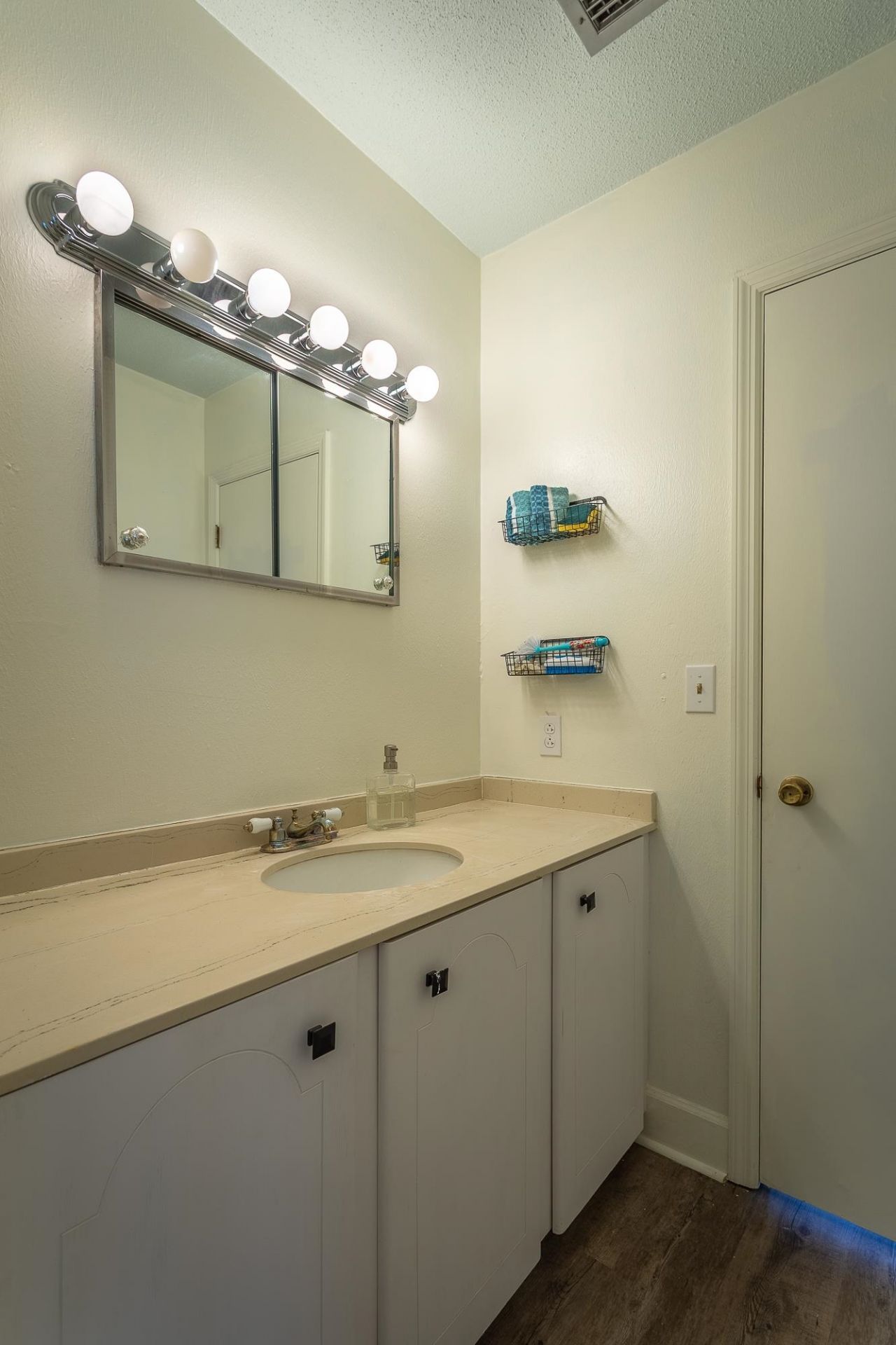 801 SE F Avenue, Carrabelle, FL 32322 Photo