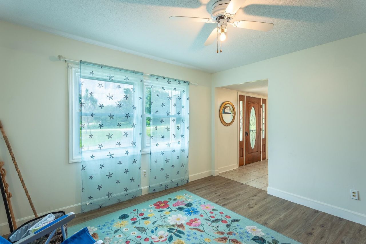 801 SE F Avenue, Carrabelle, FL 32322 Photo