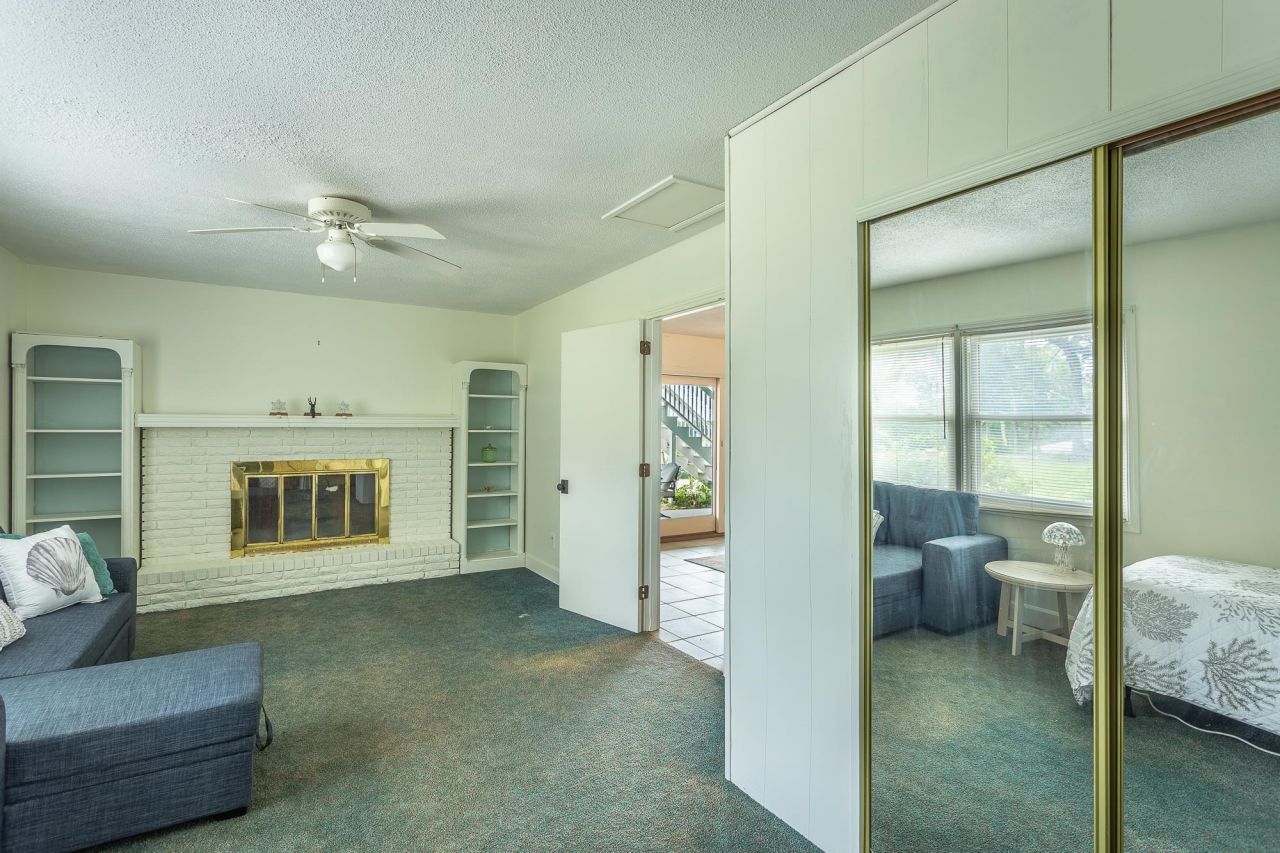 801 SE F Avenue, Carrabelle, FL 32322 Photo