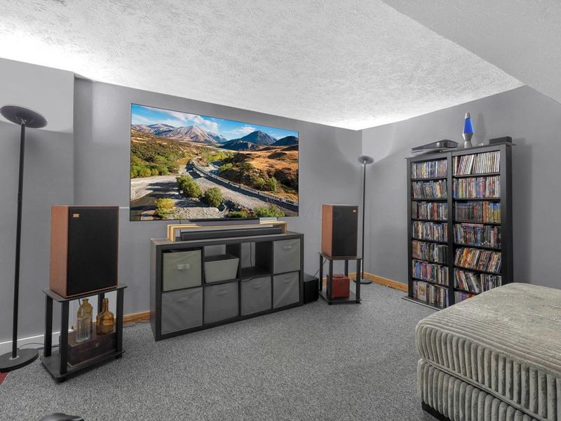 1495 W Choctaw Drive, London, OH 43140 Photo 24