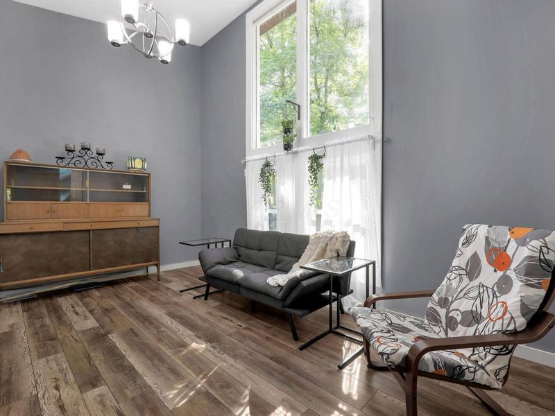 1495 W Choctaw Drive, London, OH 43140 Photo 7