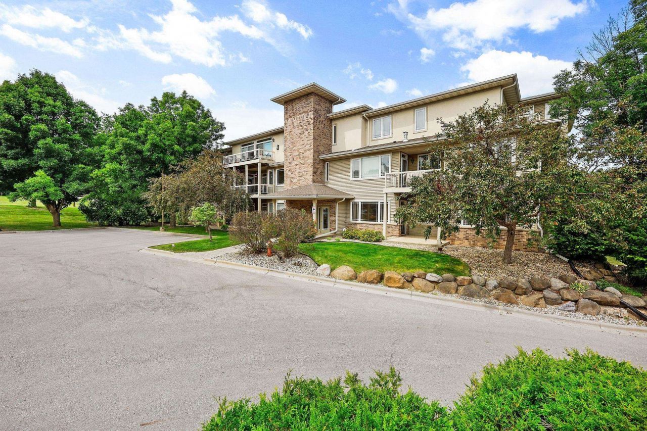 3001 Stratton Way Madison, WI 53719